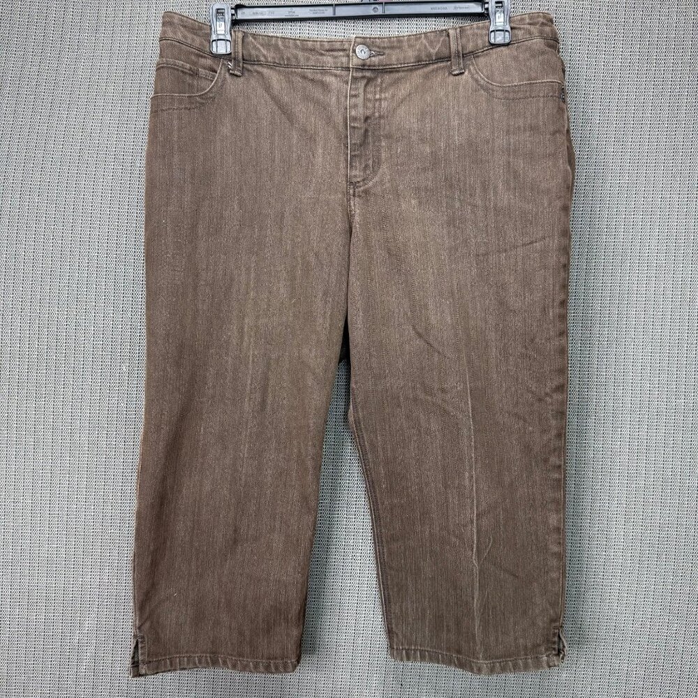 Chicos Platinum Denim Womens Size 2.5 Brown Capri Pants Mid-Rise Stretch